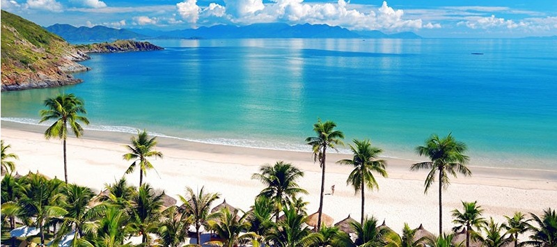 Tầm nhìn vịnh biển Nha Trang từ căn hộ Condotel Lê Thánh Tông